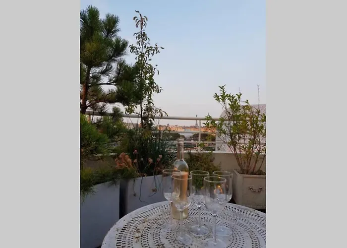 Διαμέρισμα Bel Lumineux / Happy Rooftop 120 M2